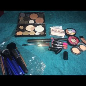 Makeup lot